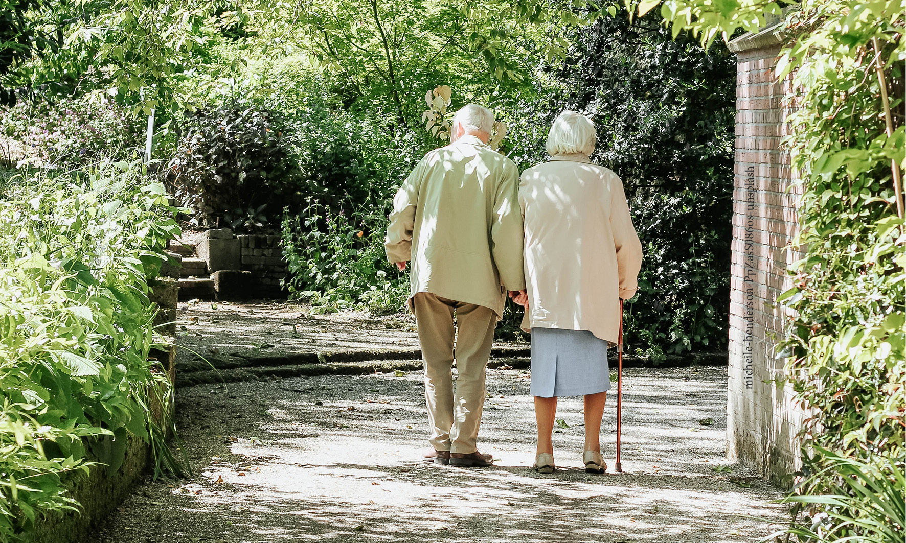 Sinnesgarten - wie ein Garten bei Demenz helfen kann 