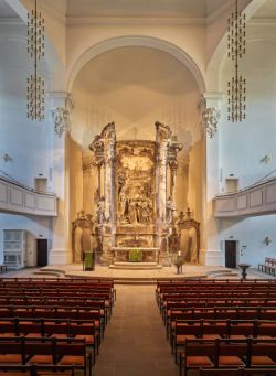 Spenden Sie einen Stuhl für die Dreikönigskirche