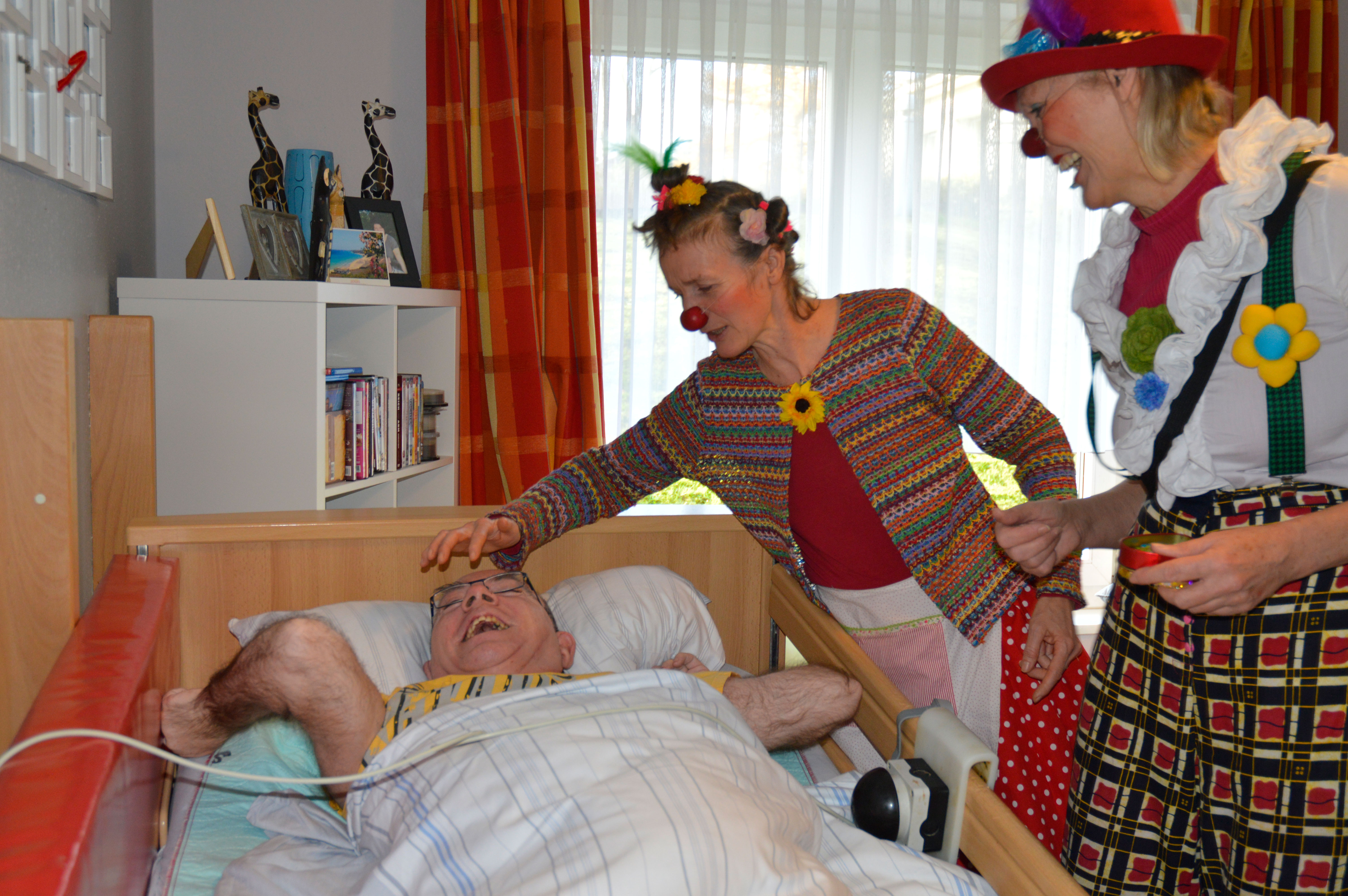 Clownvisite - Lachen als Therapie